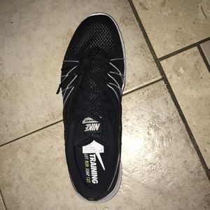 Men’s brand new Nike shoes!